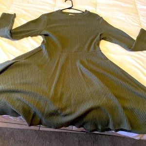Army green long sleeve dress